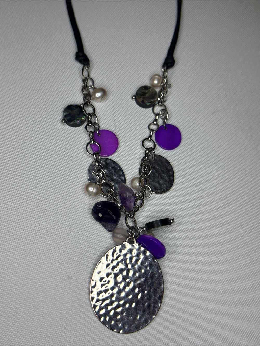 CHICOS Silver ,Pearl,purple and abalone shell style necklace